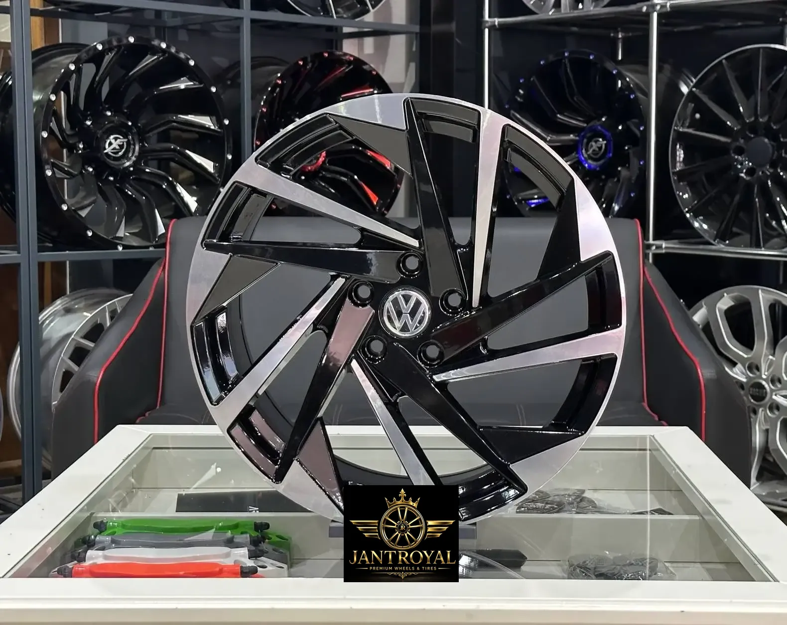 18 İNÇ 5X112 VOLKSWAGEN GOLF8 JANT MODELİ (4ADET)