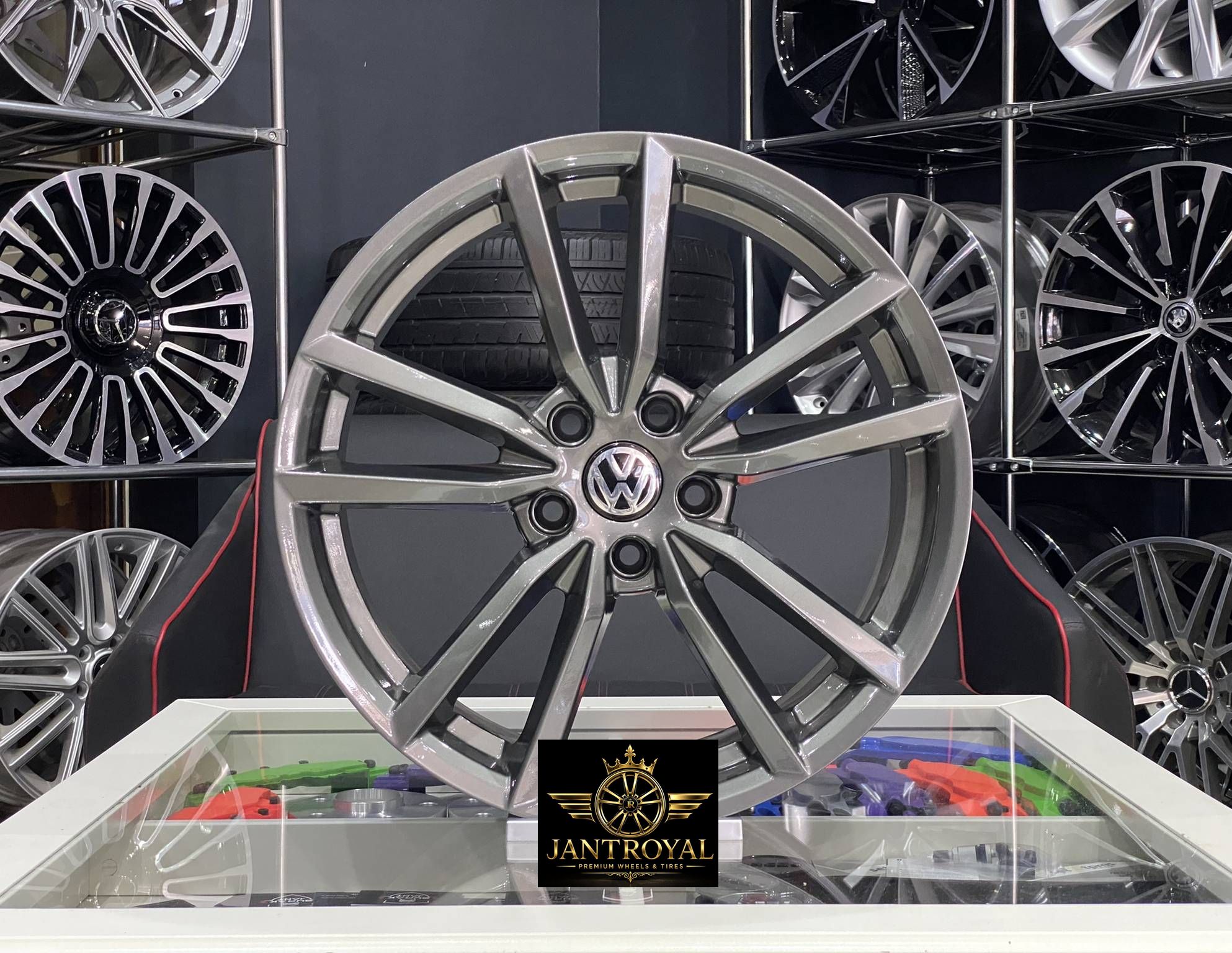 18 İNÇ 5X112 VW PRETORİA JANT MODELİ (4ADET)