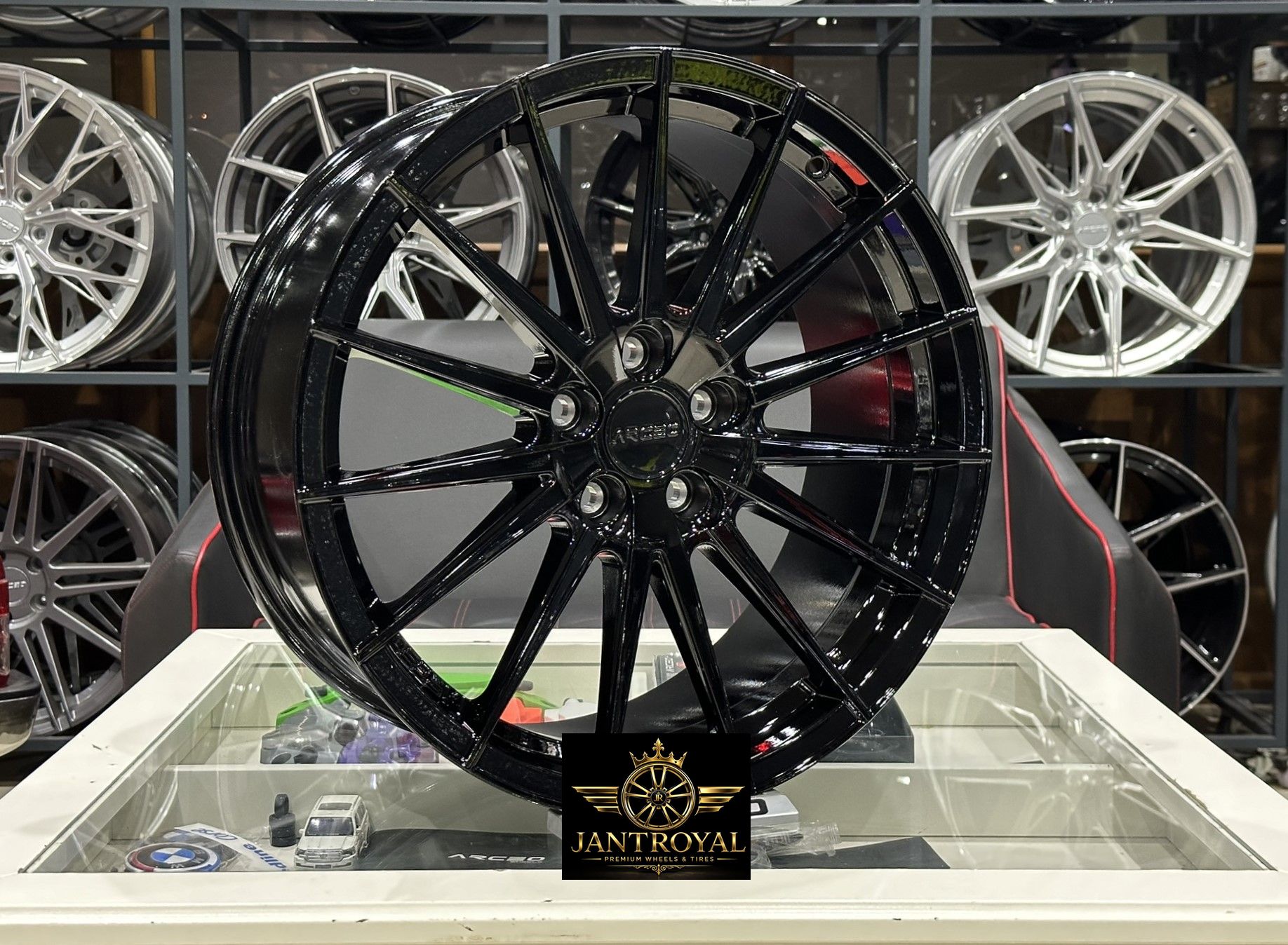ARCEO LİSBON 19 İNÇ 5X112 GLOSSY BLACK ÖN/ARKA JANT MODELİ (4ADET) YENİ!