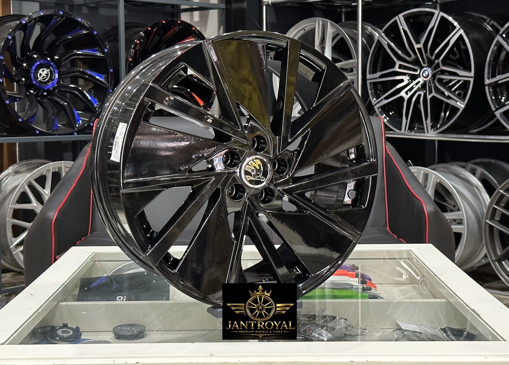 18 İNÇ 5X100 SKODA RAPİD SCALA JANT MODELİ (4ADET)