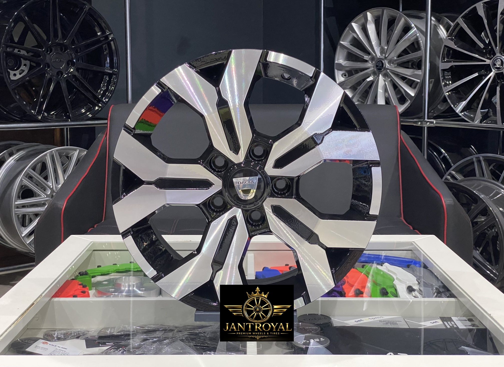 16 İNÇ 5X114.3 DACIA DUSTER JANT MODELİ (4ADET)