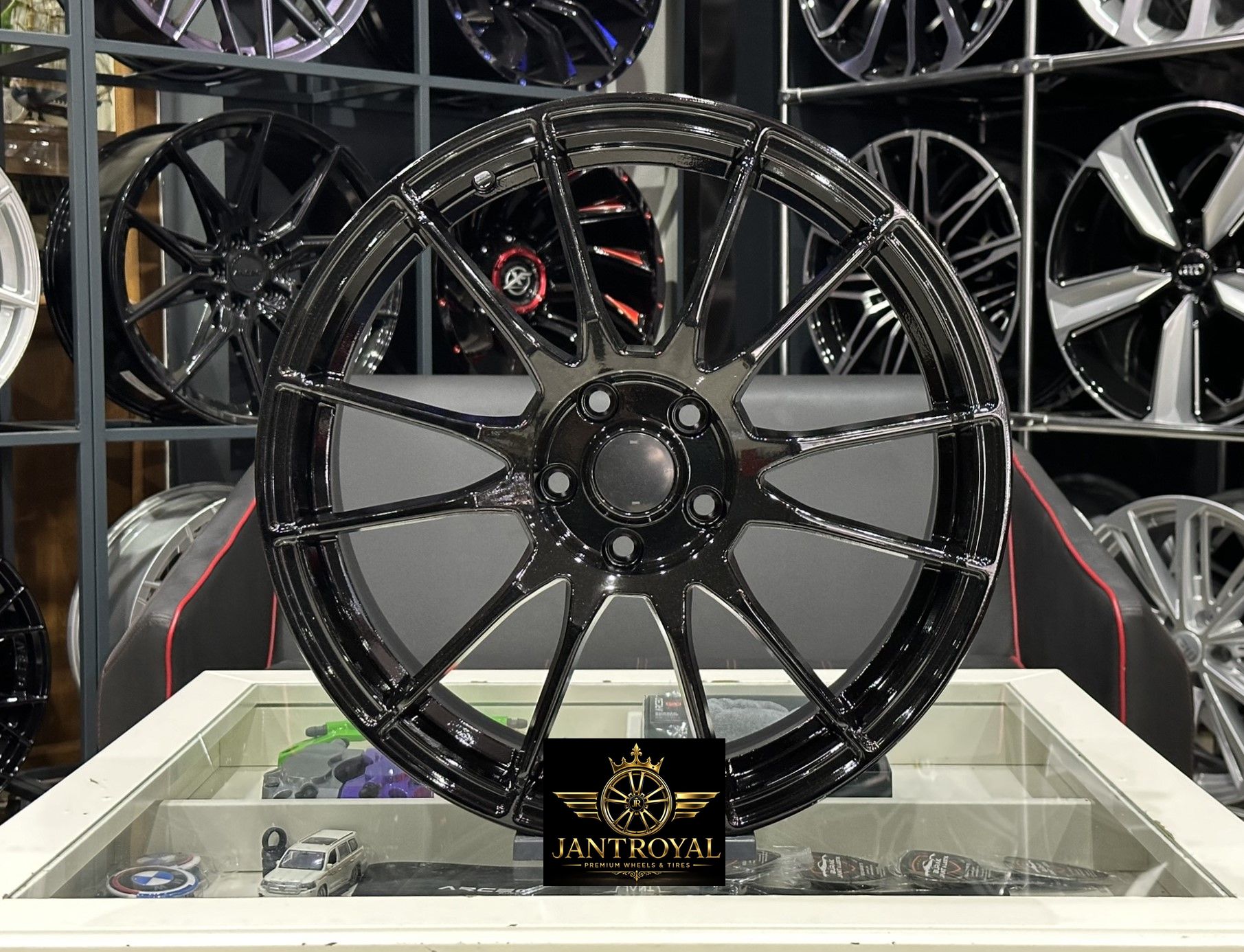 19 İNÇ 5X112 OZ RACİNG ULTRALEGGERA ÖN/ARKA PİANO BLACK JANT MODELİ (4ADET)