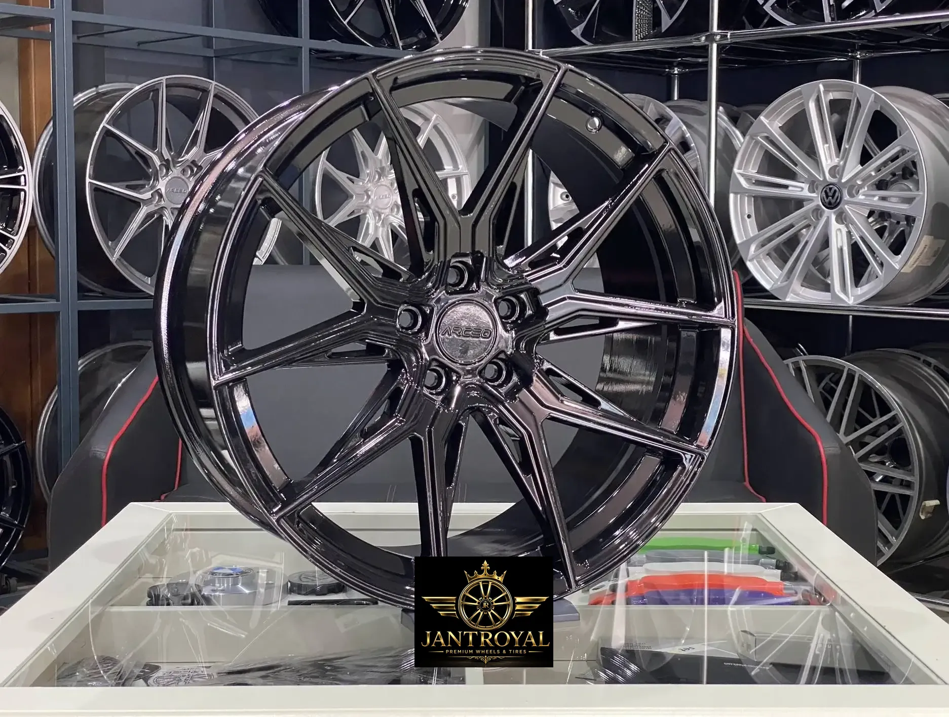 ARCEO MARSEİLLE 18 İNÇ 5X114.3 GLOSSY BLACK JANT MODELİ (4ADET)