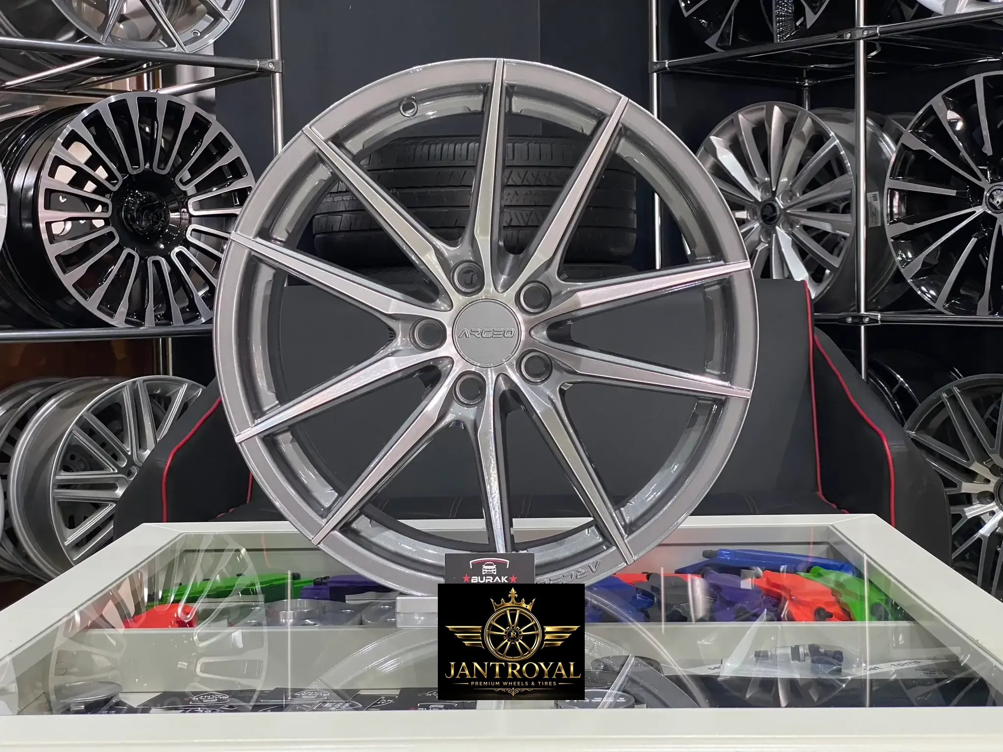 ARCEO MONACO 18 İNÇ 5X112 TİTAN DİAMOND JANT MODELİ (4ADET)