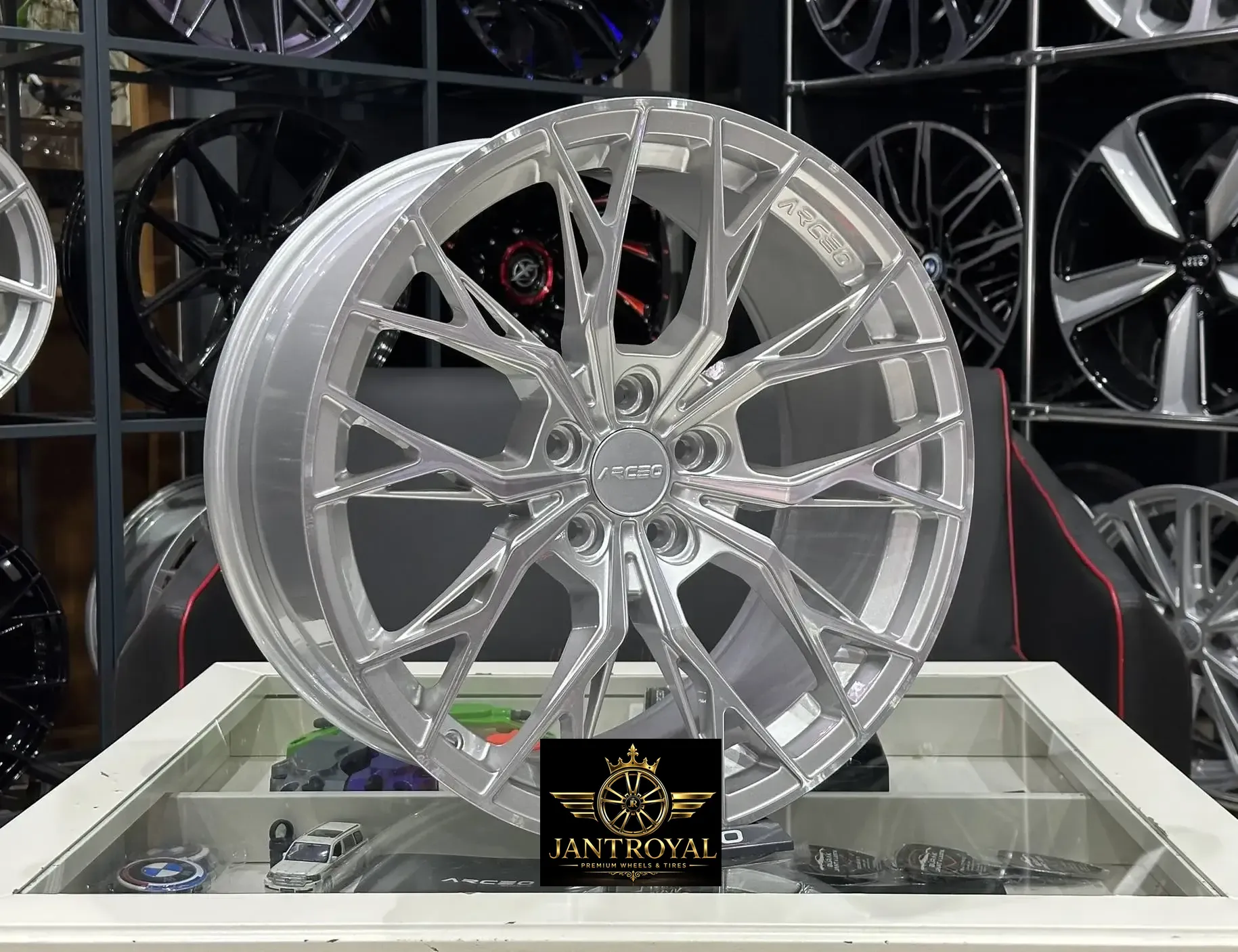 ARCEO ROMA 19 İNÇ 5X112 SİLVER DİAMOND ÖN/ARKA JANT MODELİ (4ADET)