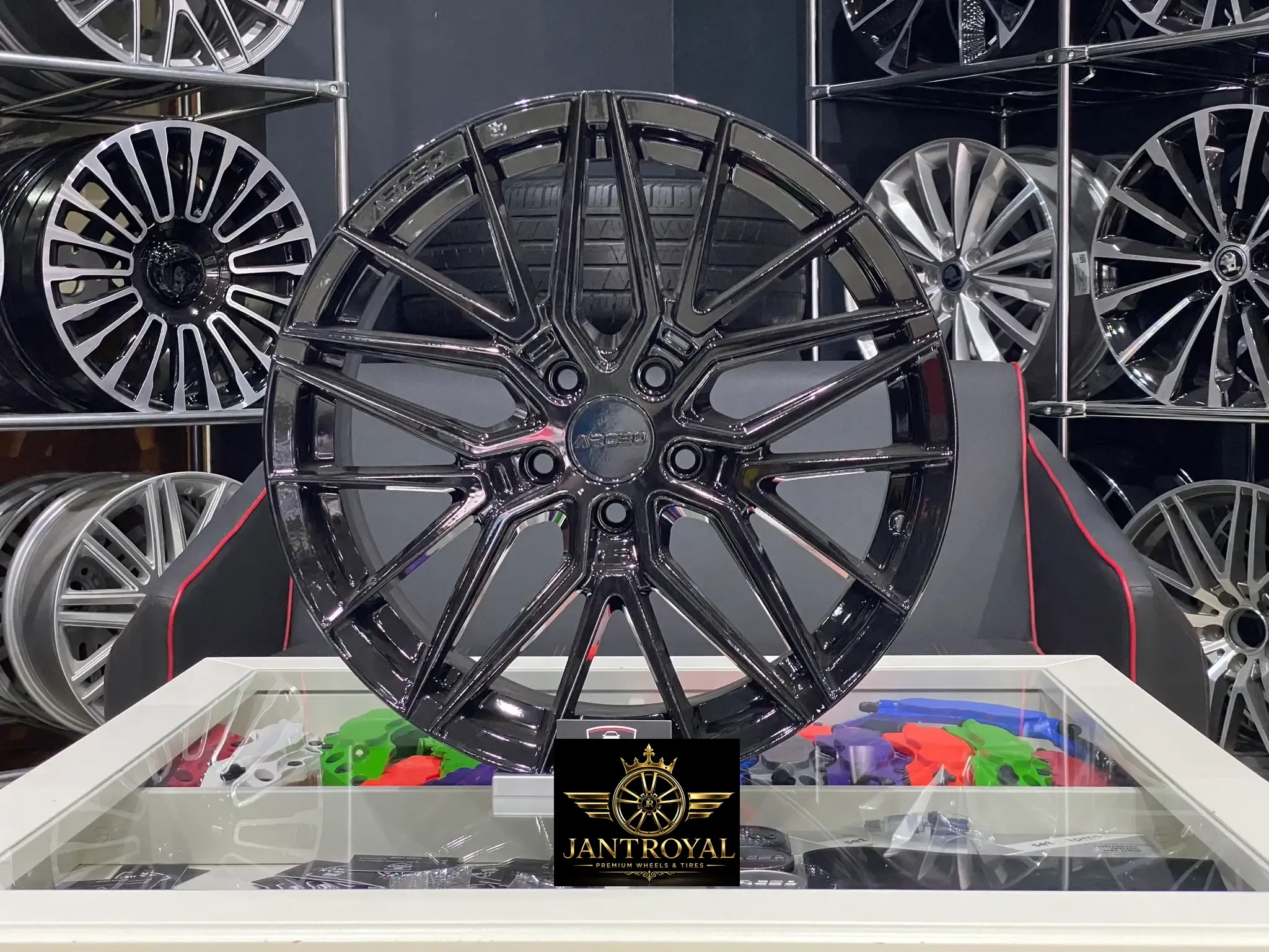 ARCEO SEVİLLA 19 İNÇ 5X112 GLOSSY BLACK JANT MODELİ (4ADET)