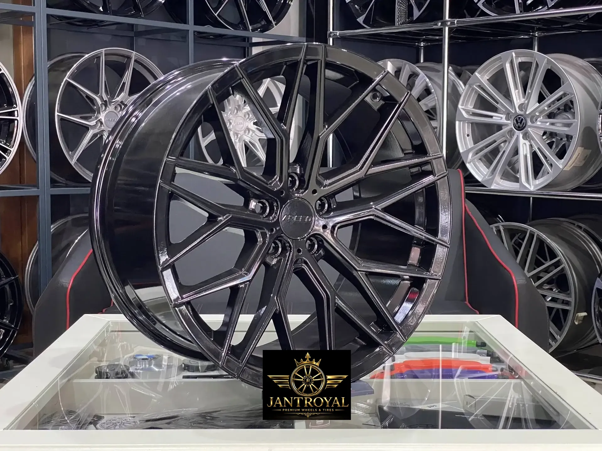 ARCEO VALENCİA 17 İNÇ 5X100 GLOSSY BLACK JANT MODELİ (4ADET)