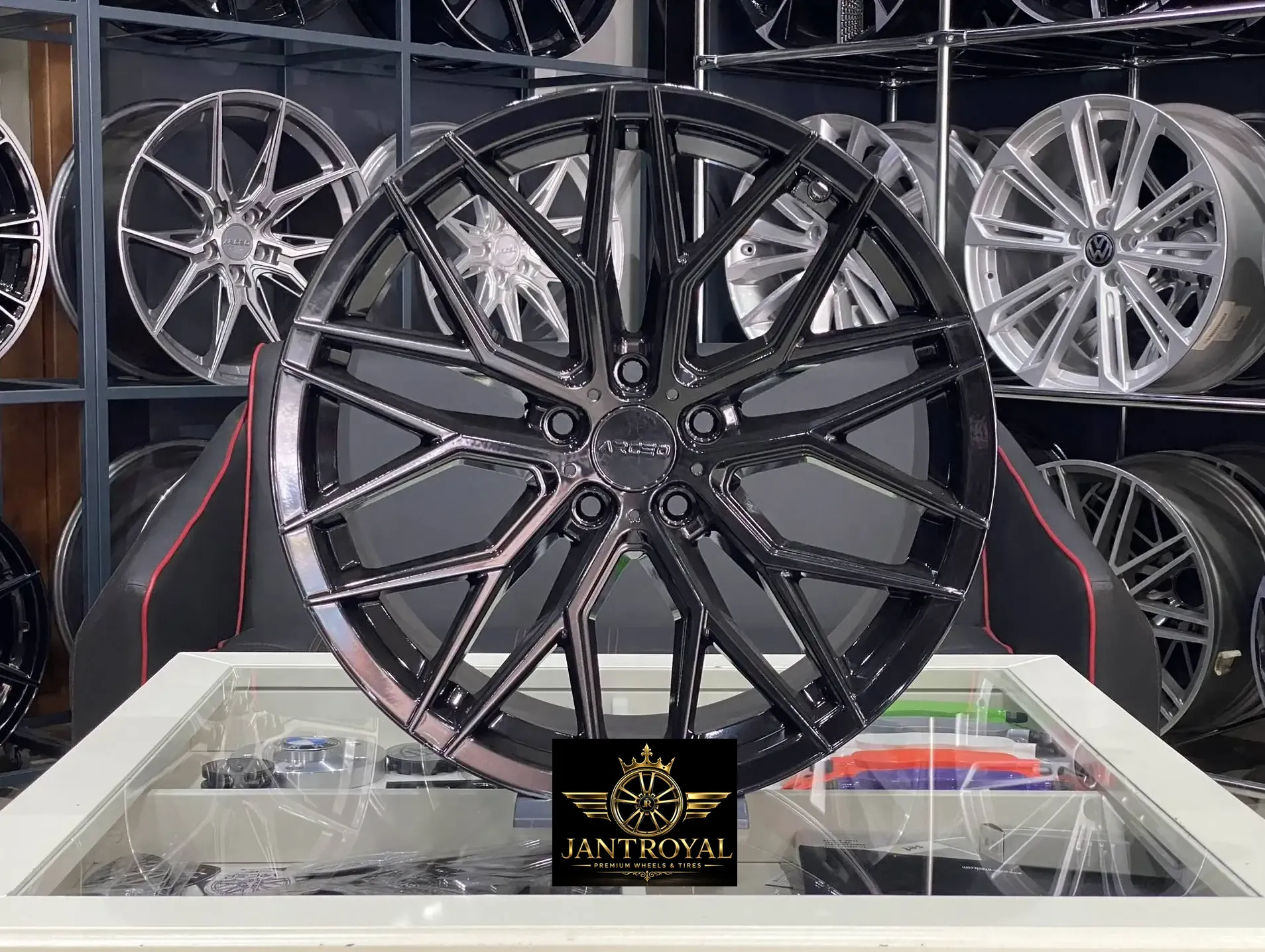 ARCEO VALENCİA 18 İNÇ 5X112 GLOSSY BLACK JANT MODELİ (4ADET)