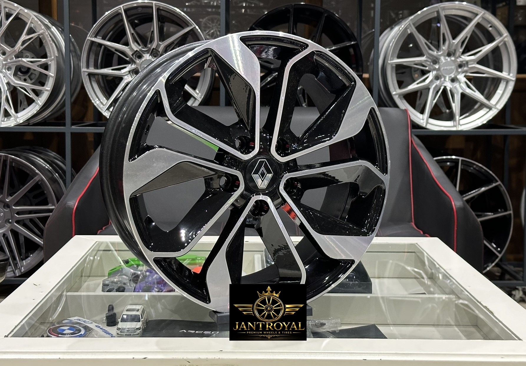 17 İNÇ 5X114.3 RENAULT MEGANE JANT MODELİ (4ADET)