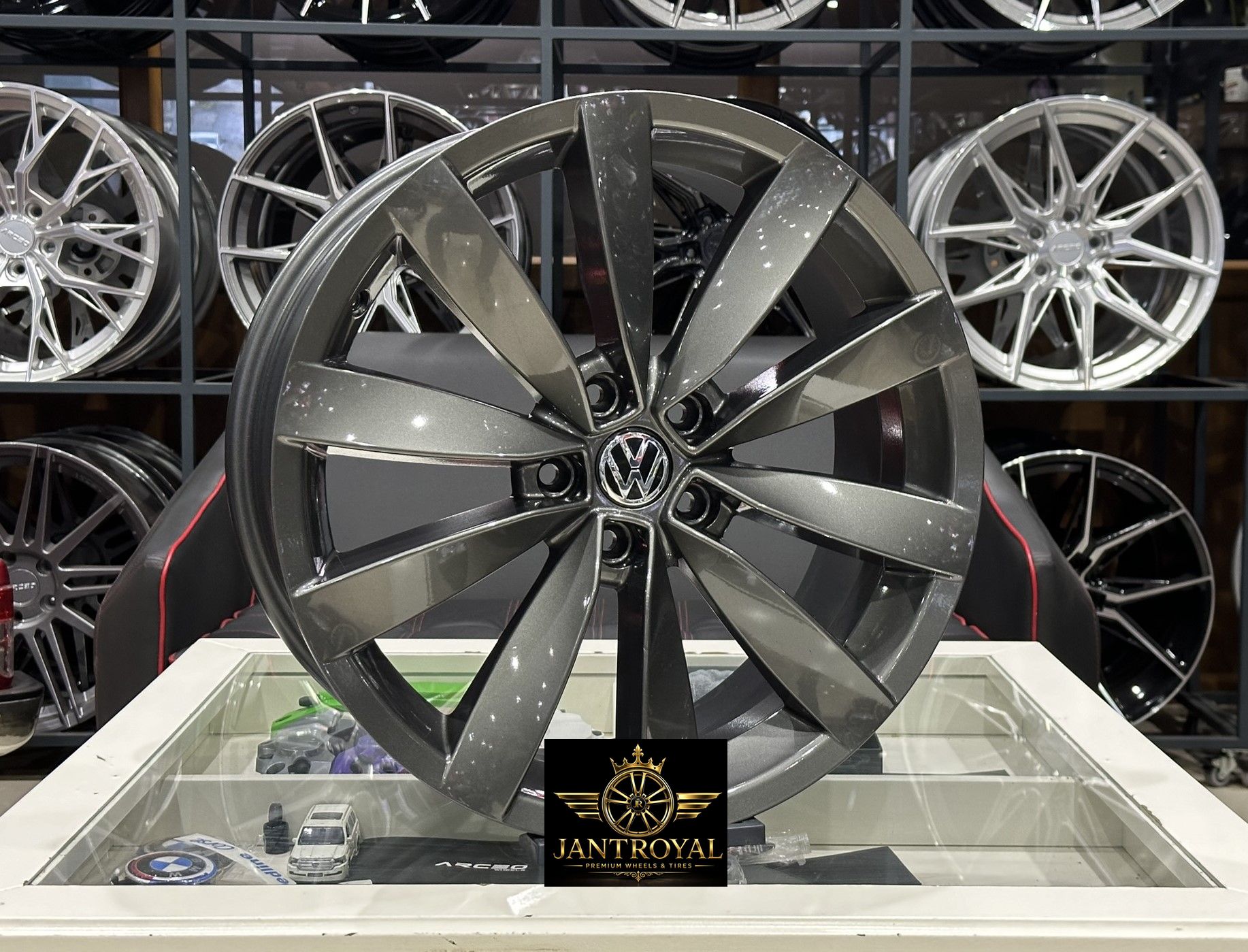 17 İNÇ 5X100 VOLKSWAGEN POLO İBİZA RAPİD GM METAL GRİ LUGANO JANT MODELİ (4ADET)