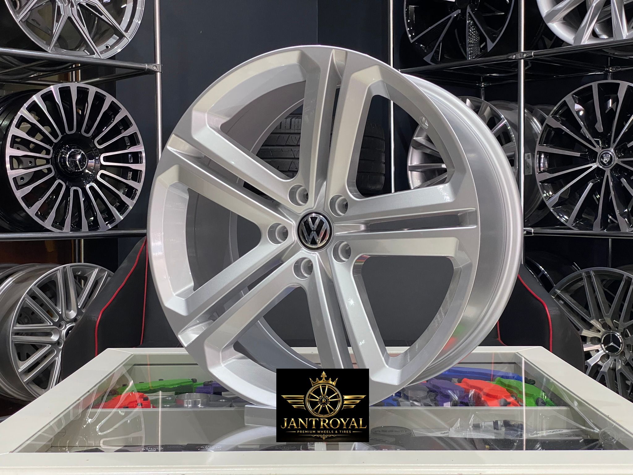 17 İNÇ 5X100 VOLKSWAGEN POLO İBİZA RAPİD MALLORY JANT MODELİ (4ADET)