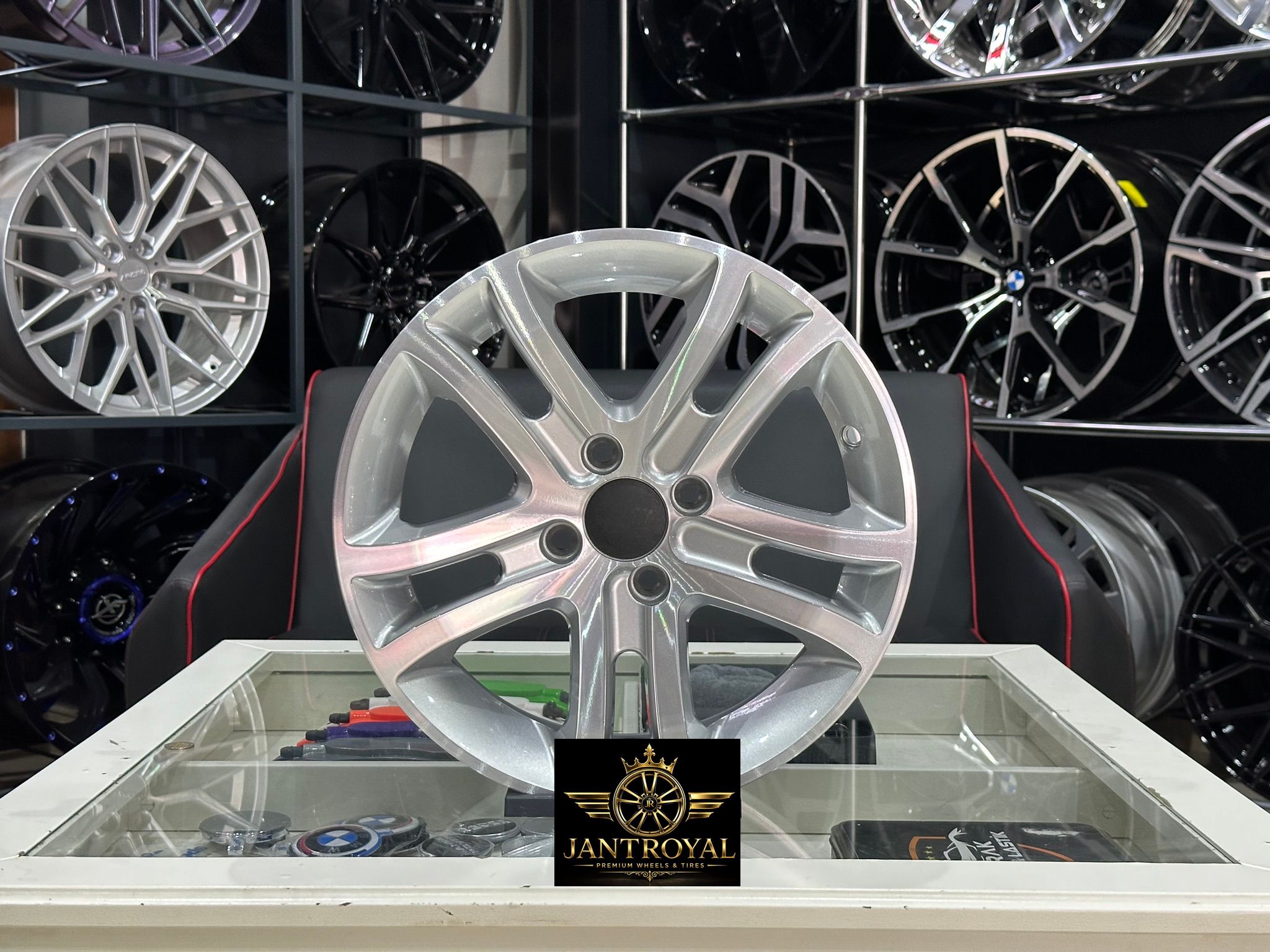 15 İNÇ 4X100 HONDA RENAULT FİAT UYUMLU SİLVER DİAMOND JANT MODELİ (4ADET)