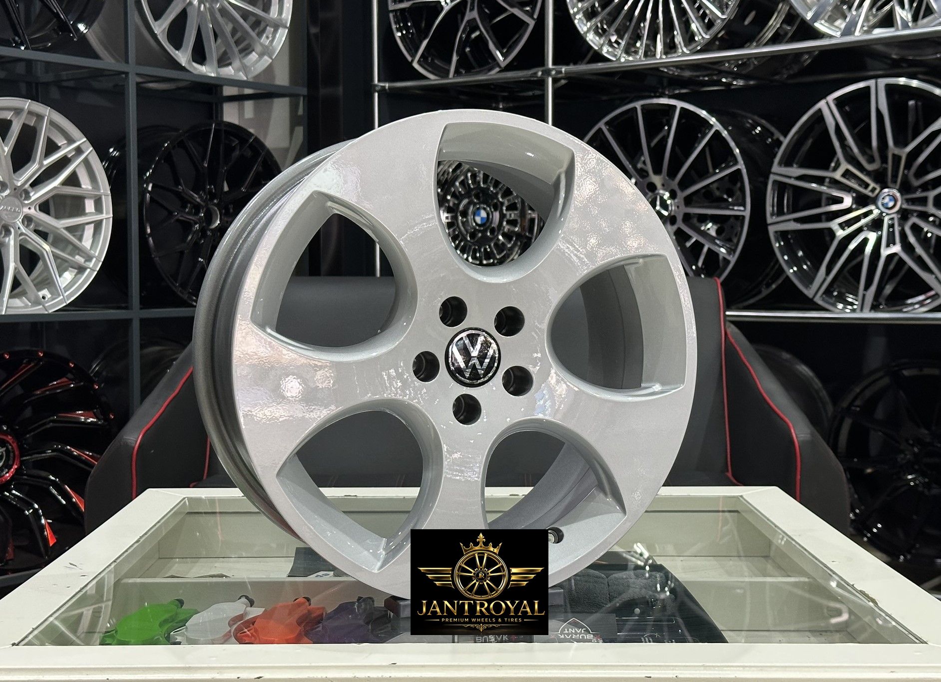 17 İNÇ 5X100 VOLKSWAGEN POLO GTI DETROİT SİLVER JANT MODELİ (4ADET)