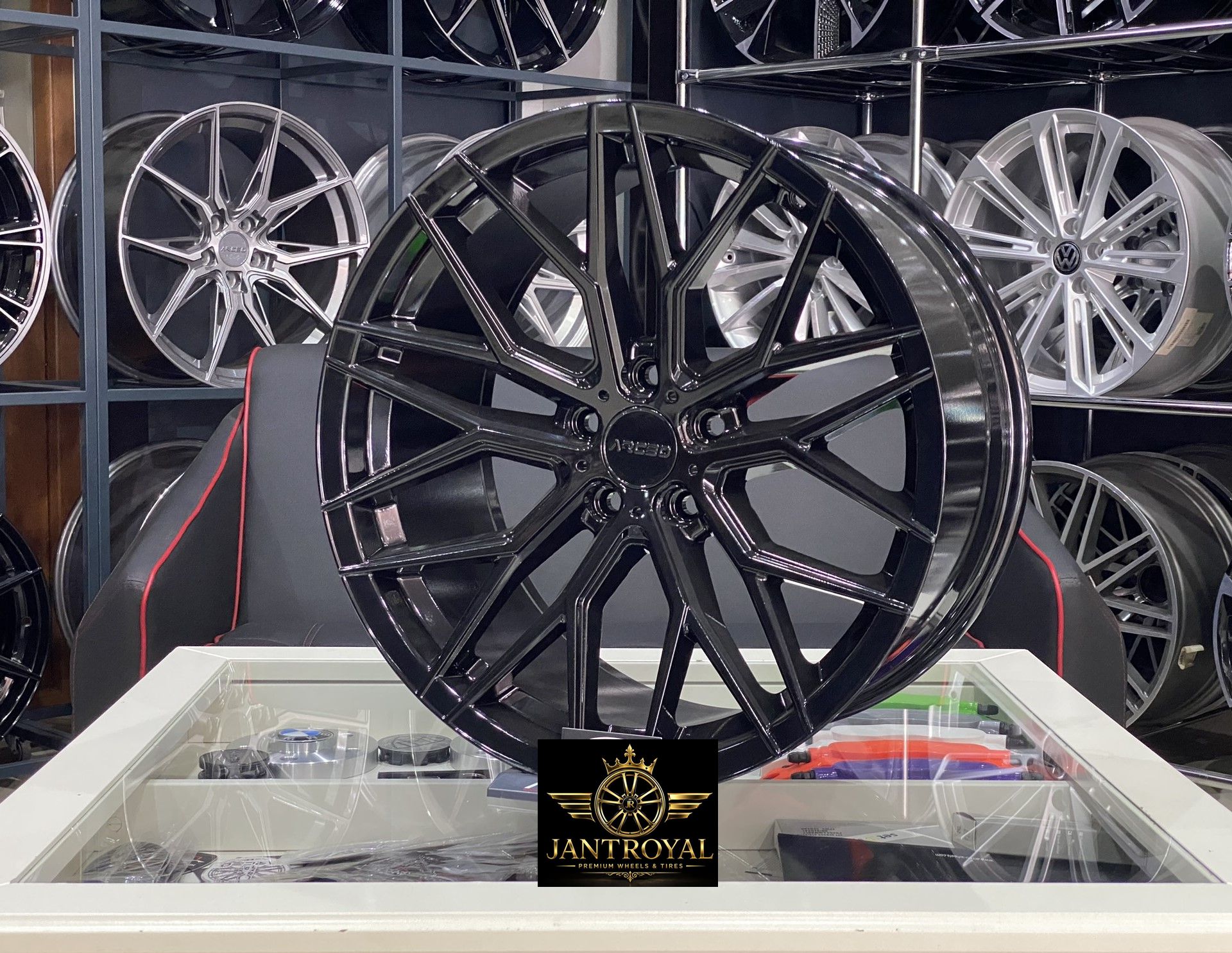 ARCEO VALENCİA 18 İNÇ 5X100 GLOSSY BLACK JANT MODELİ (4ADET)