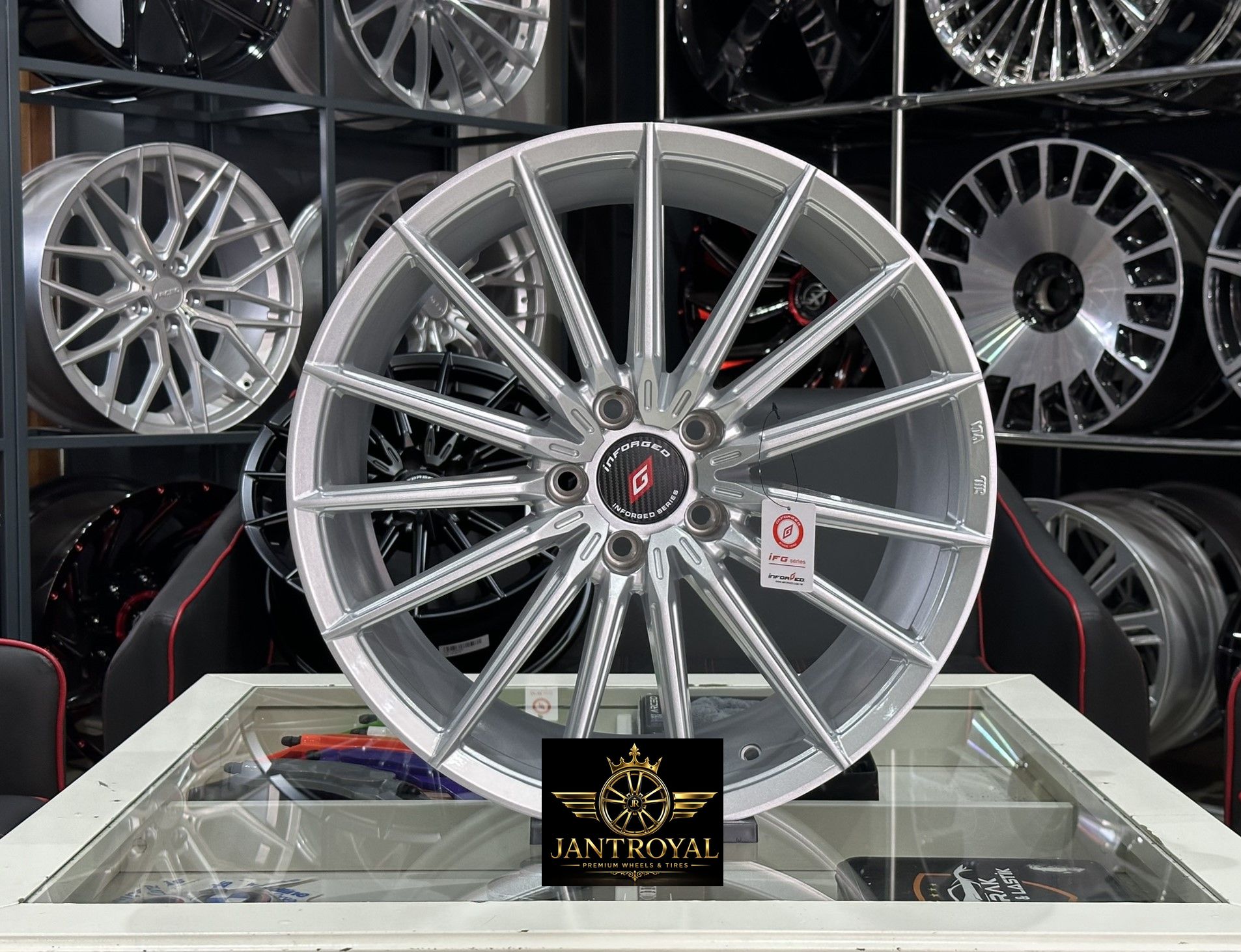 19 İNÇ 5X112 ORJİNAL İNFORGED İFG54 SİLVER ÖN ARKA JANT MODELİ (4ADET)