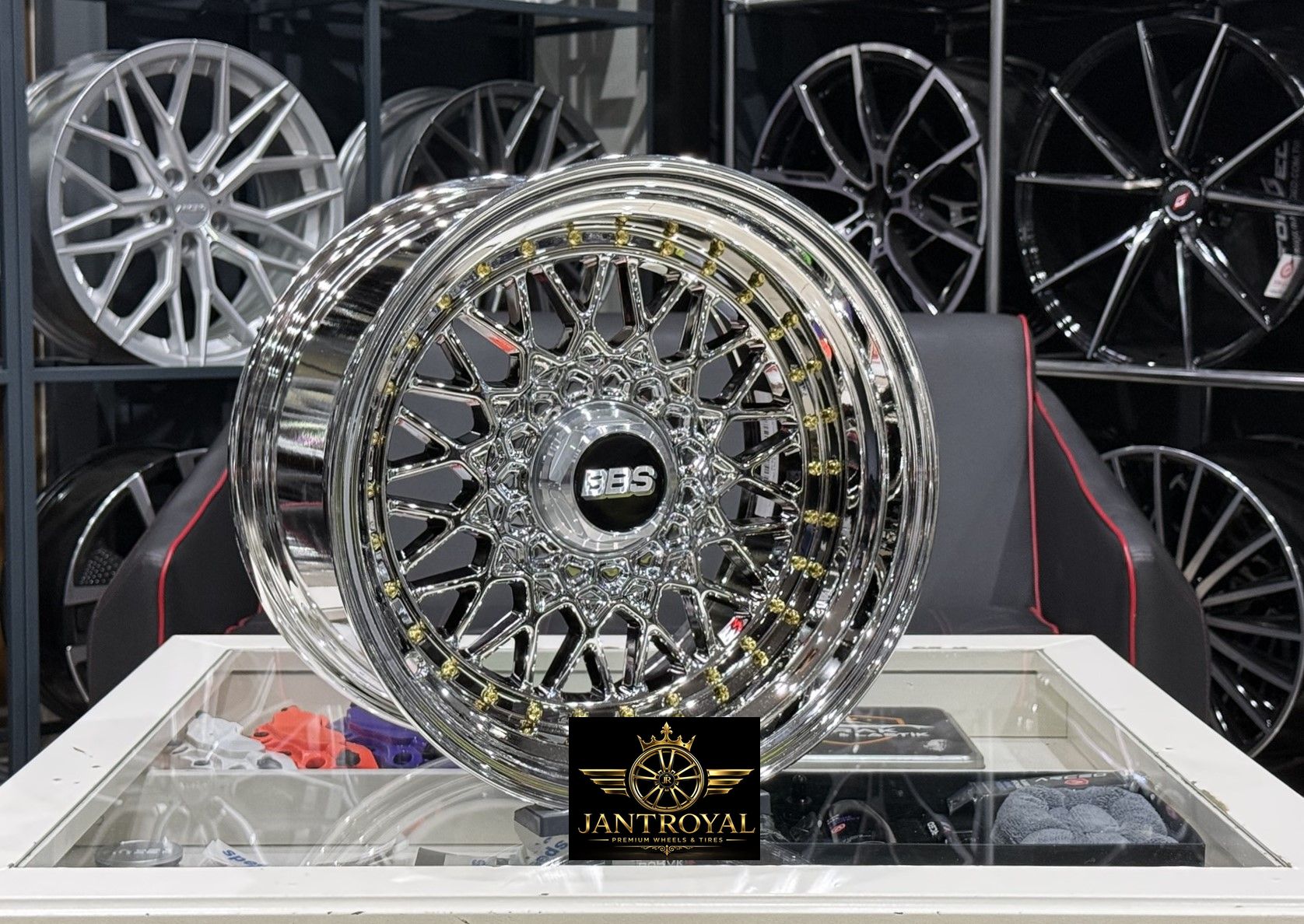 16 İNÇ 4X100 9/10 OFSET BBS RS2 VACCUM CHROME GOLD RİVET JANT MODELİ (4ADET)