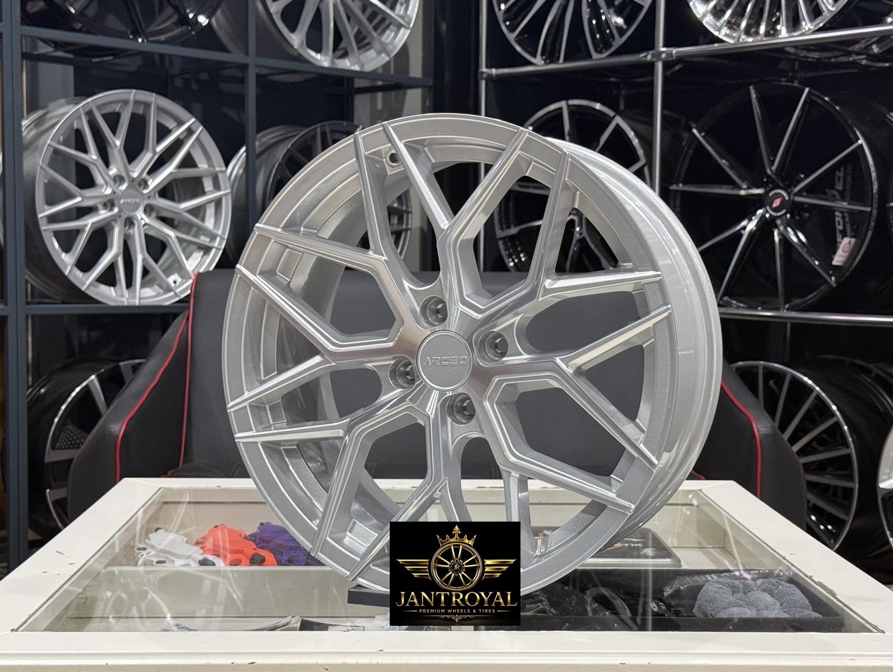 ARCEO VALENCİA 17 İNÇ 4X108 SİLVER DİAMOND M02 JANT MODELİ (4ADET)