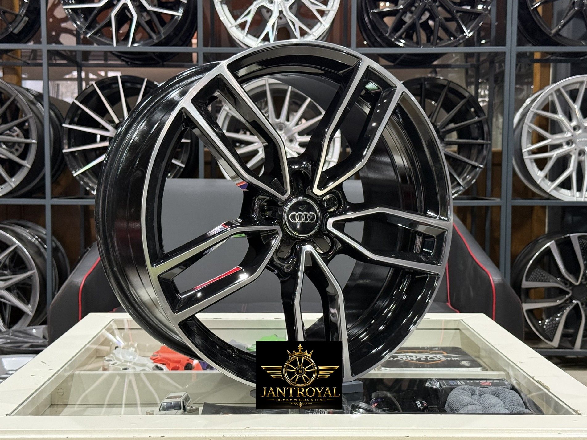 19 İNÇ 5X112 AUDİ A3 A4 BLACK DİAMOND S3 S4 JANT MODELİ (4ADET)