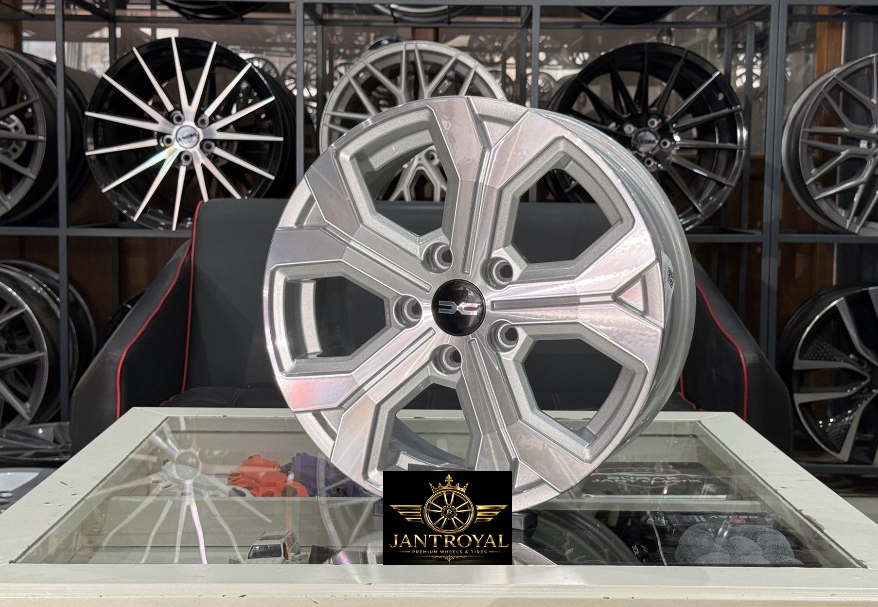 16 İNÇ 5X114.3 YENİ DACIA DUSTER SİLVER DİAMOND JANT MODELİ (4ADET)