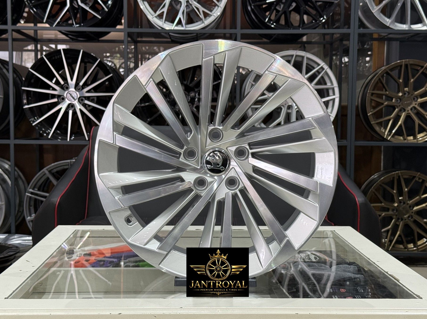 18 İNÇ 5X112 SKODA SUPERB OCTAVİA JANT MODELİ (4ADET)