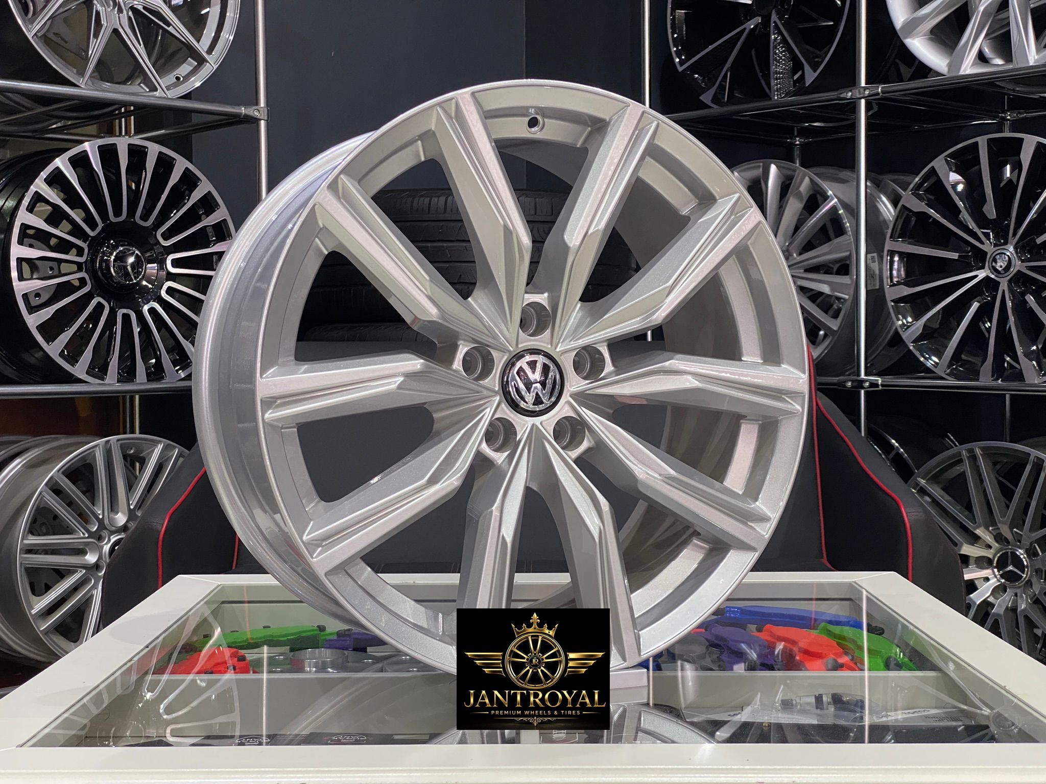 18 İNÇ 5X112 VW TİGUAN T-ROC PASSAT JETTA GOLF CADDY KAPSTAD JANT MODELİ (4ADET)