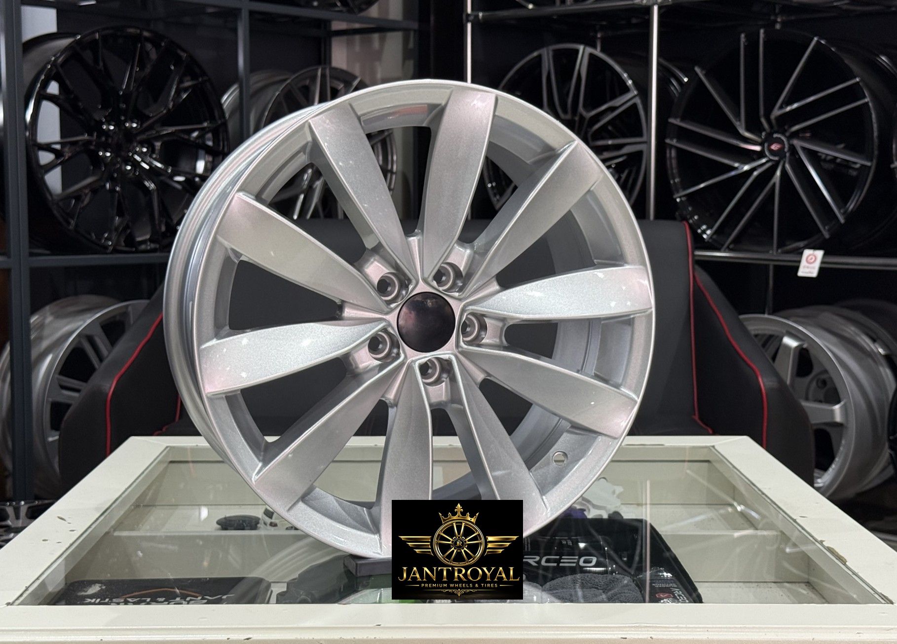 17 İNÇ 5X108 PEUGEOT FORD UYUMLU LUGANO JANT MODELİ (4ADET)