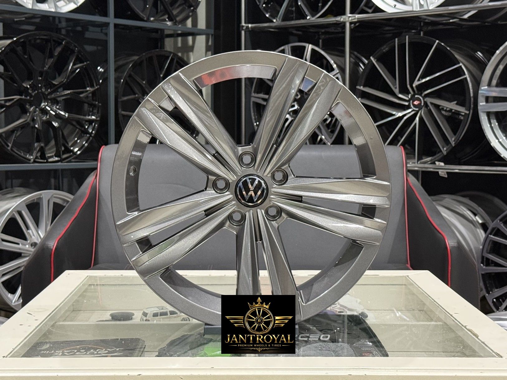 18 İNÇ 5X112 VW GOLF JETTA CADDY PASSAT T-ROC SEBRİNG GUN METAL GRİ JANT MODELİ (4ADET)