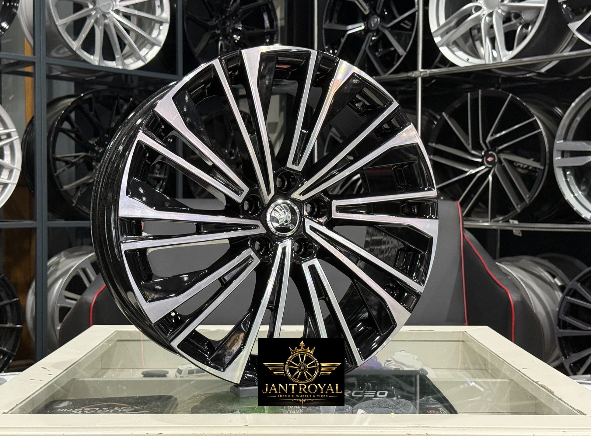 19 İNÇ 5X112 SKODA OCTAVİA SUPERB KODİAQ KAROQ BLACK DİAMOND CURSA JANT MODELİ (4ADET)