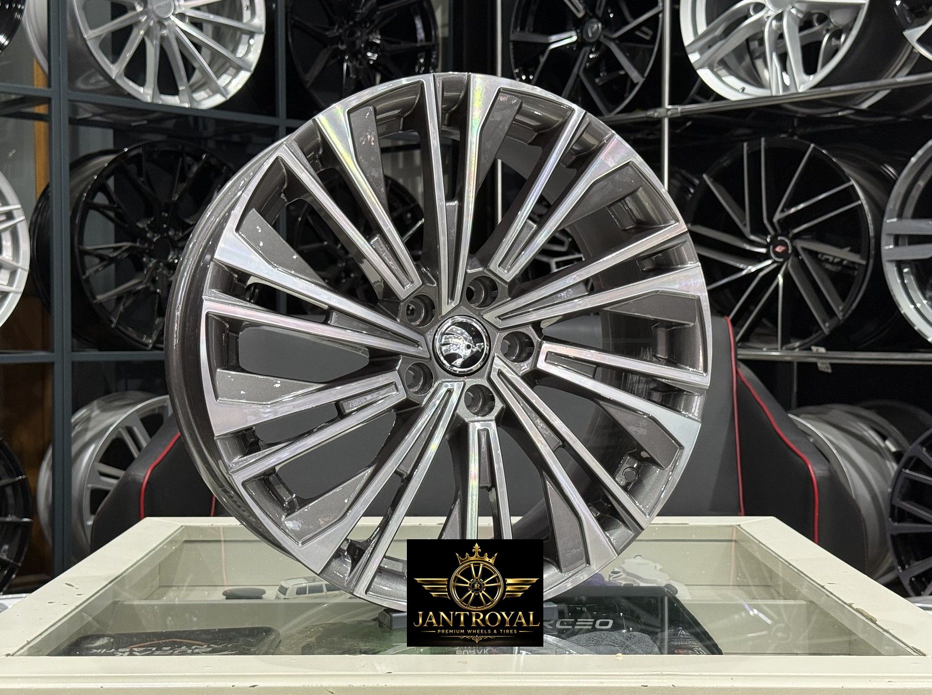 19 İNÇ 5X112 SKODA OCTAVİA SUPERB KODİAQ KAROQ TİTAN DİAMOND CURSA JANT MODELİ (4ADET)