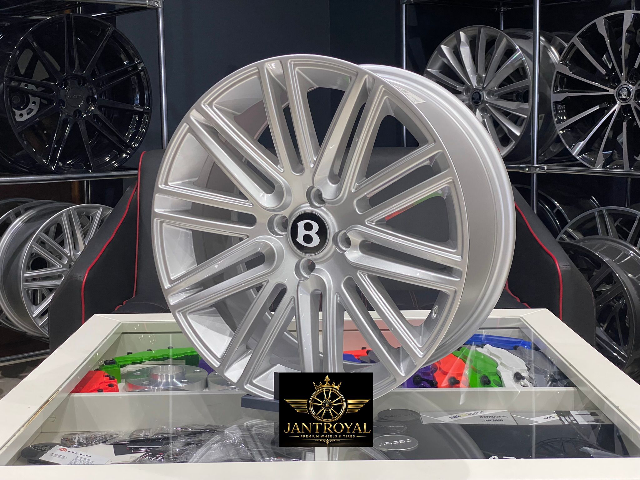 14 İNÇ 4X100 BENTLEY GT2 SİLVER JANT MODELİ (4ADET)