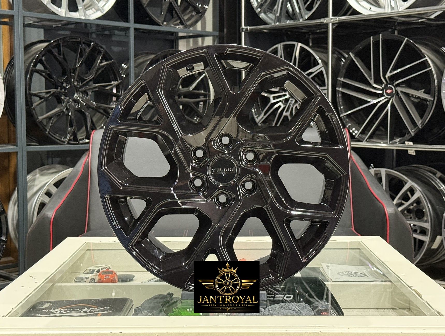 18 İNÇ 6X120 YENİ VW TRANSPORTER PİANO BLACK VELARE JANT MODELİ (4ADET)