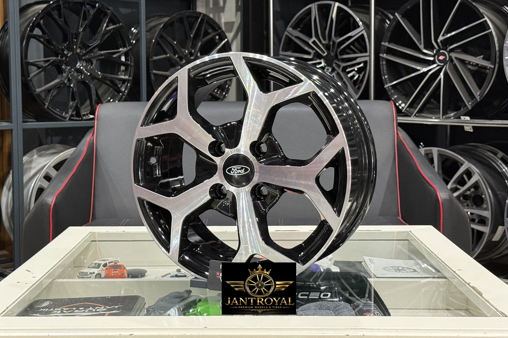15 İNÇ 4X108 FORD FİESTA COURİER UYUMLU BLACK DİAMOND JANT MODELİ (4ADET)