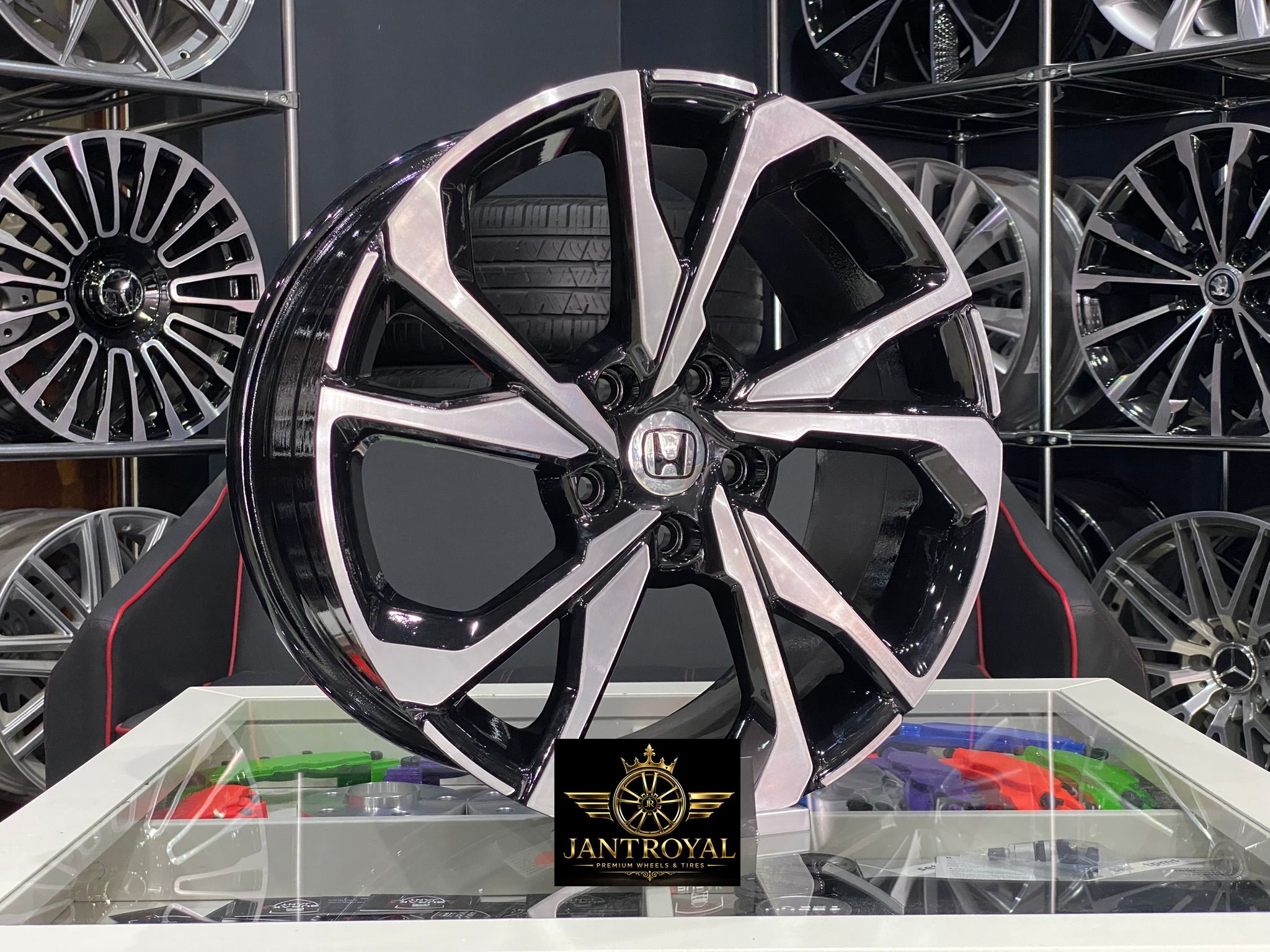 18 İNÇ 5X114.3 HONDA CİVİC BLACK DİAMOND JANT MODELİ (4ADET)