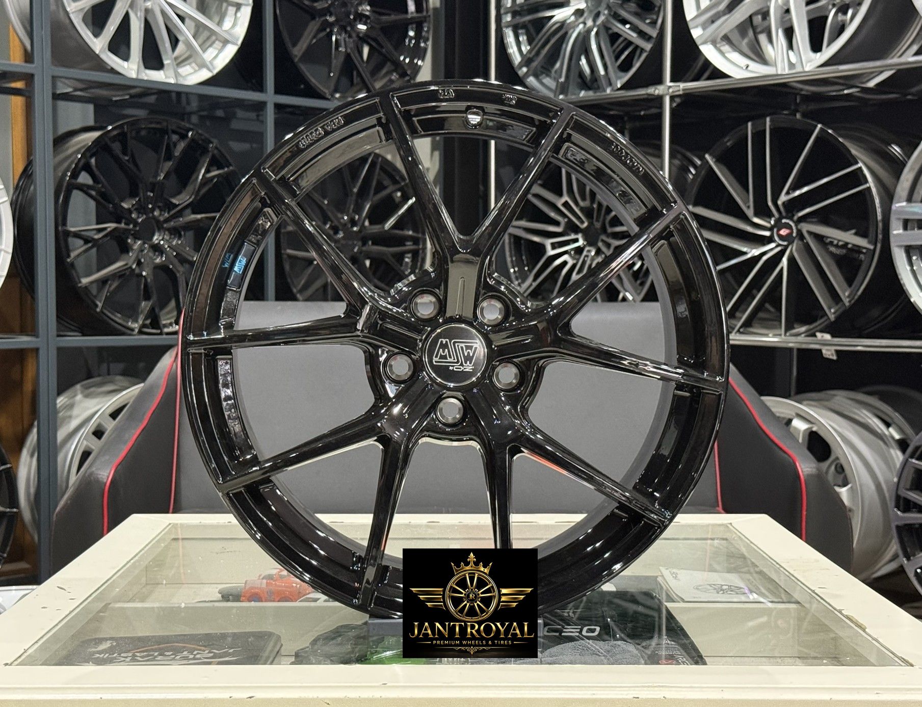 19 İNÇ 5X112 ORJİNAL MSW P1 GLOSS BLACK JANT MODELİ (4ADET)