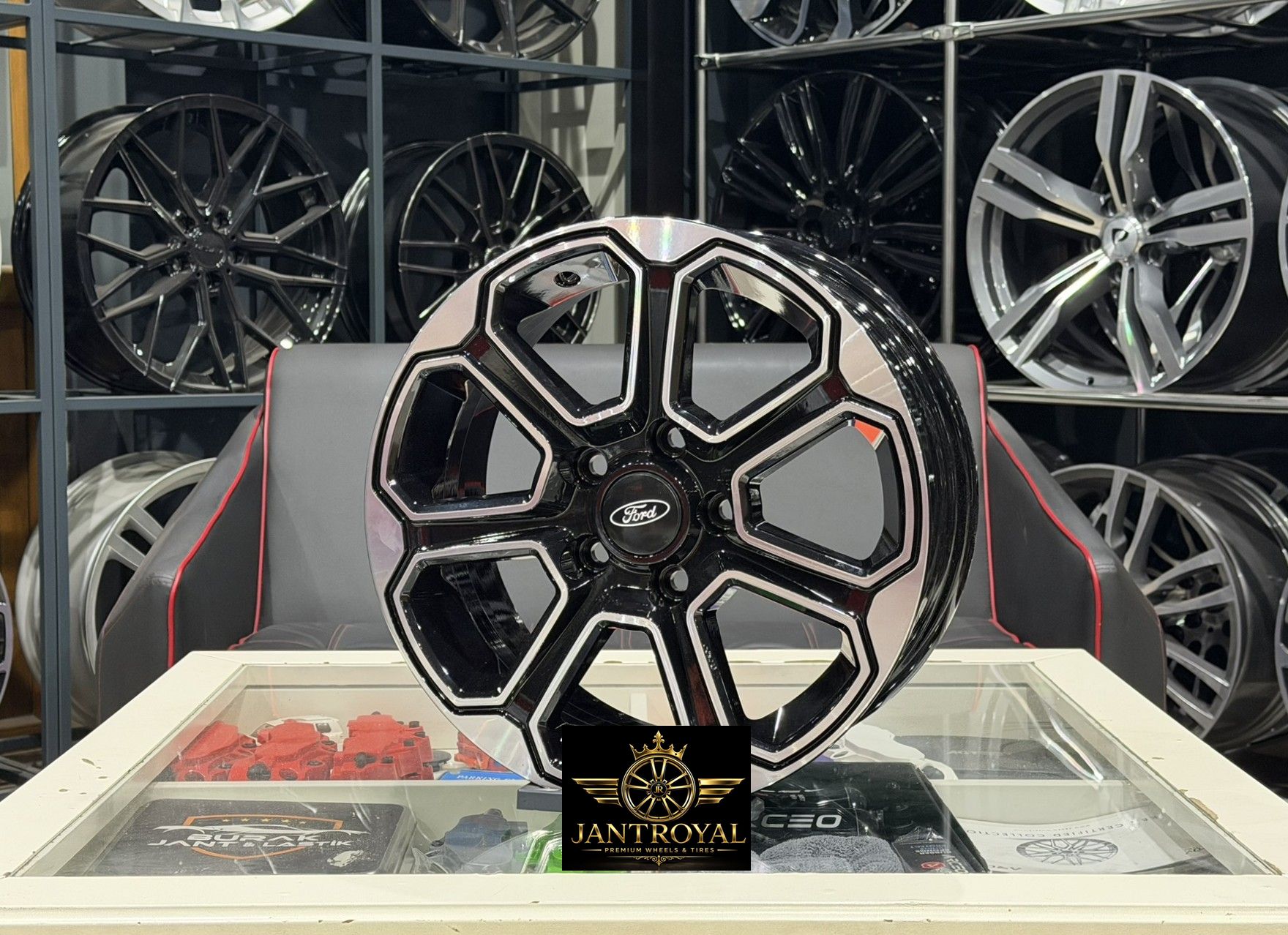 15 İNÇ 5X108 FORD CONNECT TOURNEO BLACK DİAMOND JANT MODELİ (4ADET)