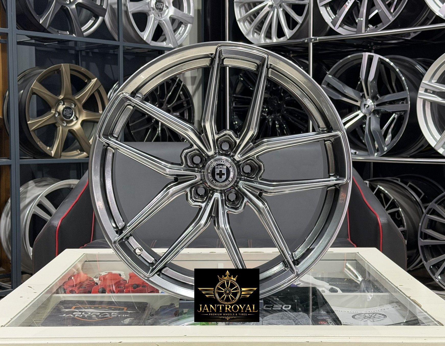 19 İNÇ 5X112 HRE PERFORMANCE FF21 HYPER BLACK ÖN ARKA JANT MODELİ (4ADET)